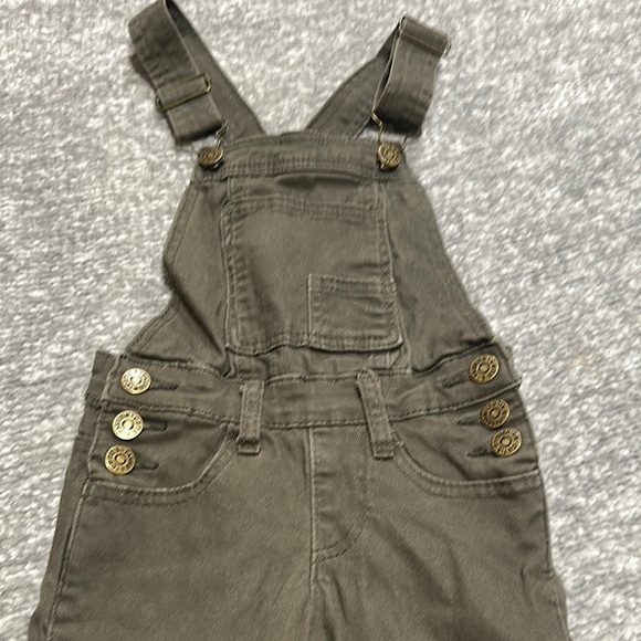 Olive Green Overalls with Button Details size 4 - Picture 2 of 3
